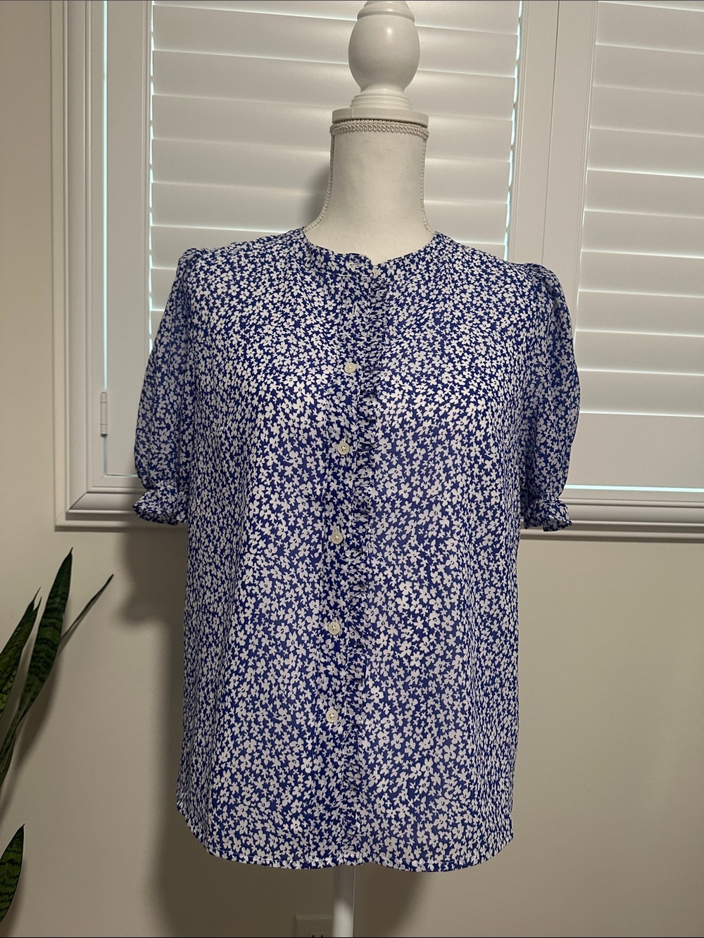 J. Crew Blue and White Floral Button-Front Blouse | A12